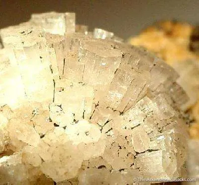 Leifite - image 2