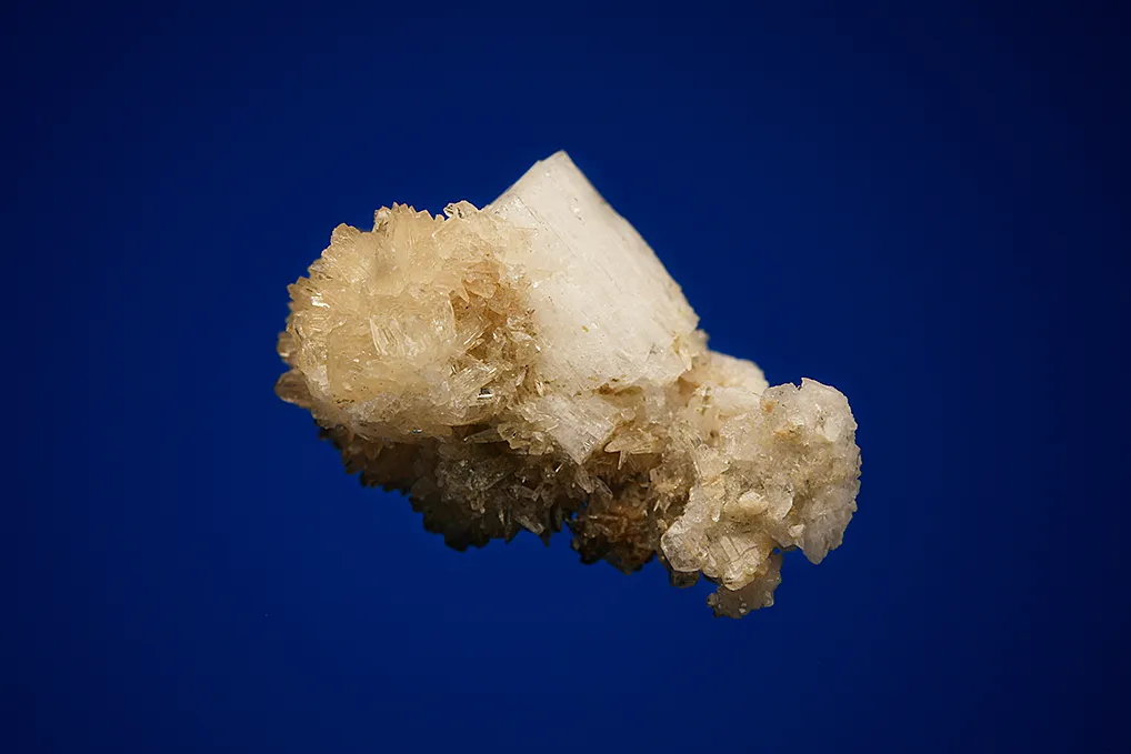 Leifite - image 3