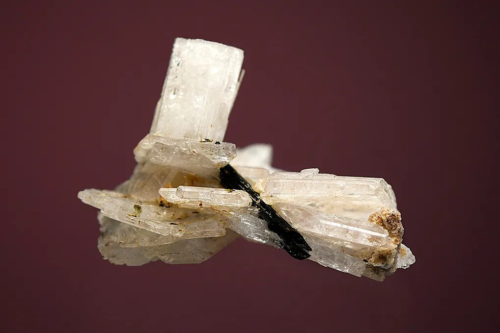 Leifite and Aegirine on Albite - image 3