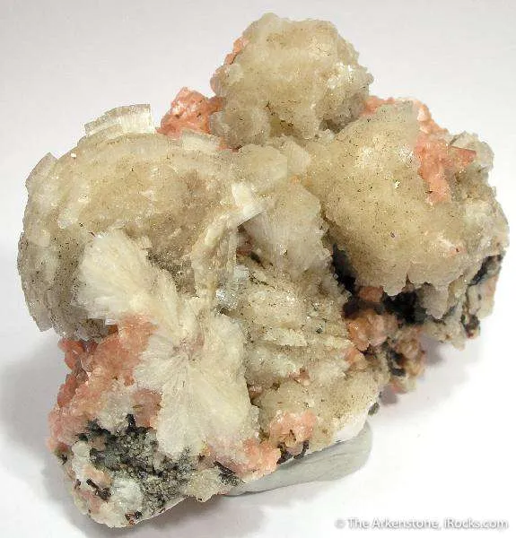 Leifite and Serandite image