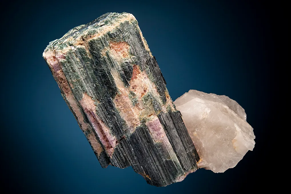 Lepidolite after Elbaite image