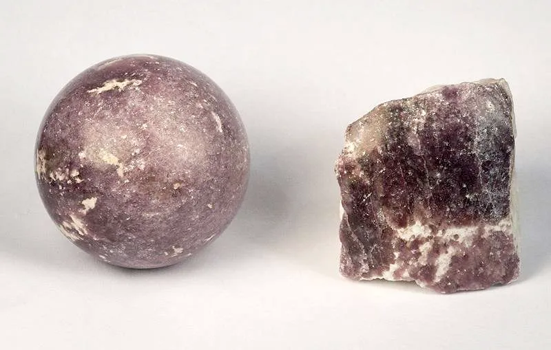 Lepidolite - image 2