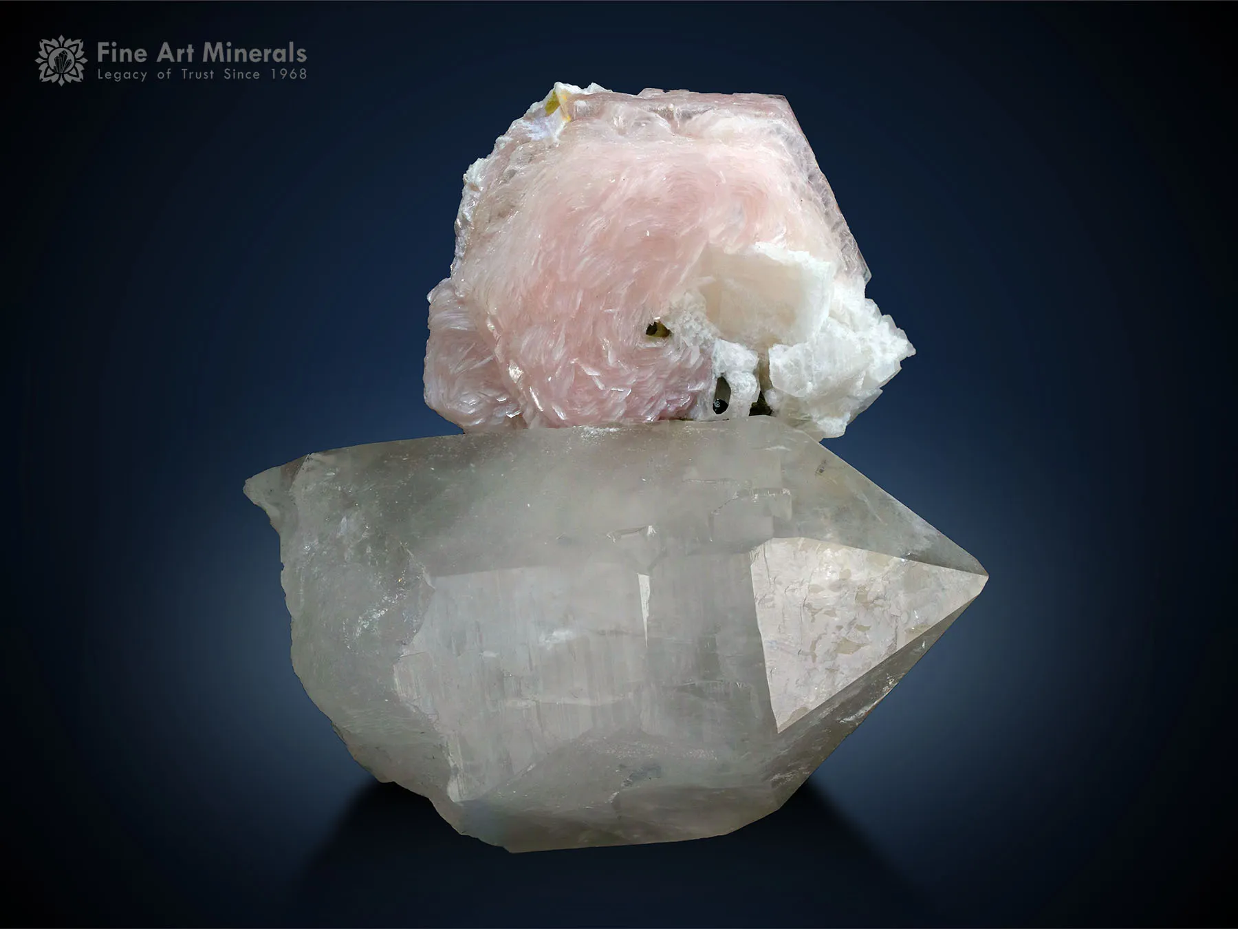 Lepidolite flower on Quartz from Pakistan - image 2