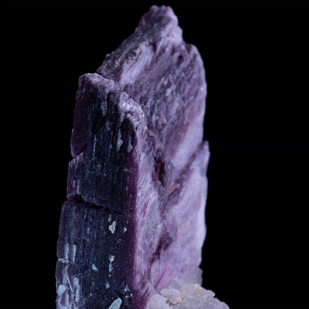 Lepidolite from Minas Gerais, Brazil - image 10