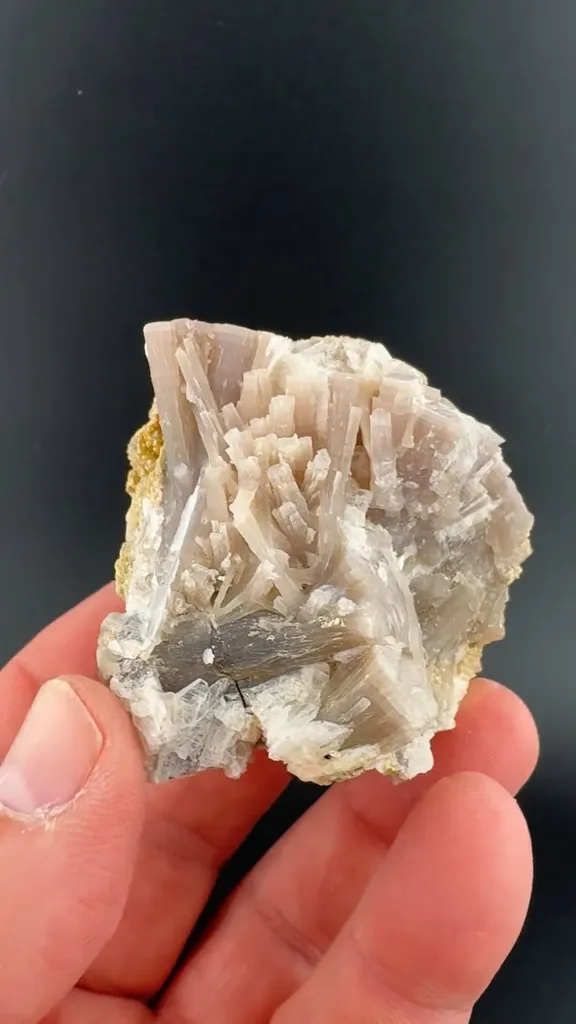 Lepidolite with Cookeite image