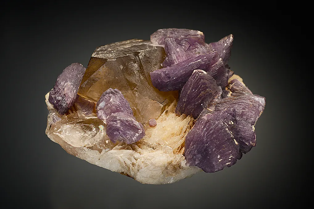 Lepidolite with Quartz on Albite var. Cleavelandite - image 5