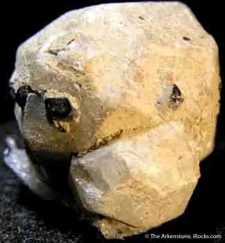 Leucite - image 2