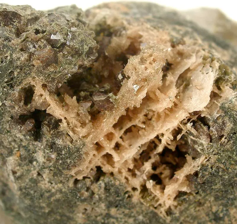 Leucophosphite and Hureaulite - image 3