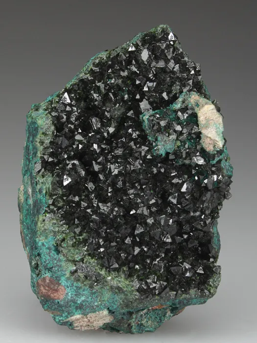 Libethenite on PSEUDOMALACITE - image 1