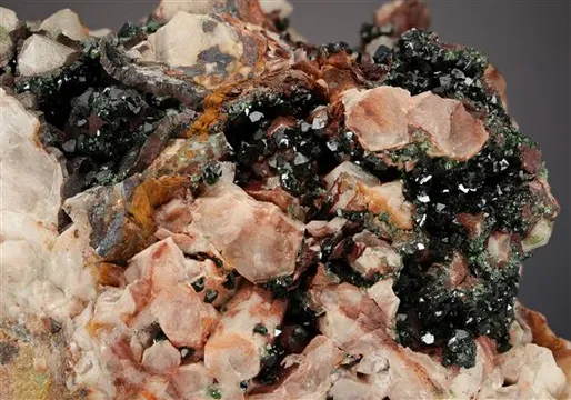 Libethenite on Quartz