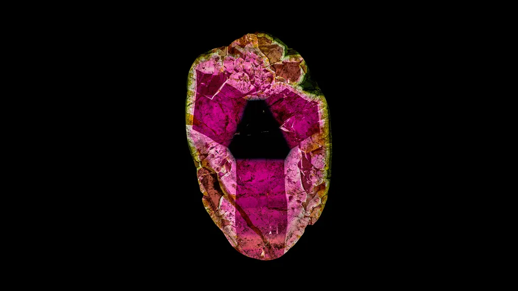Liddicoatite image
