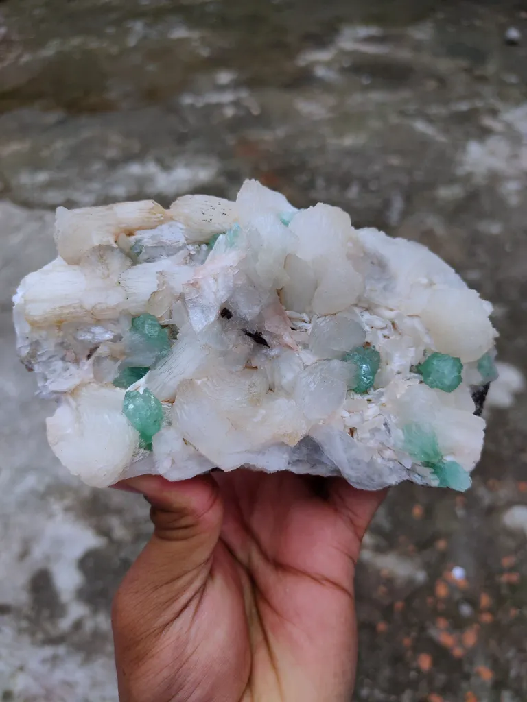 Light Green Apophyllite Flower with Stilbite Natural mineral specimen - image 2