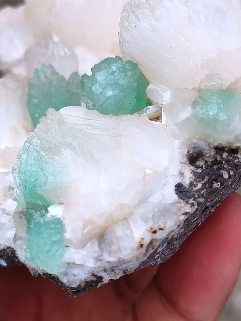 Light Green Apophyllite Flower with Stilbite Natural mineral specimen - image 6