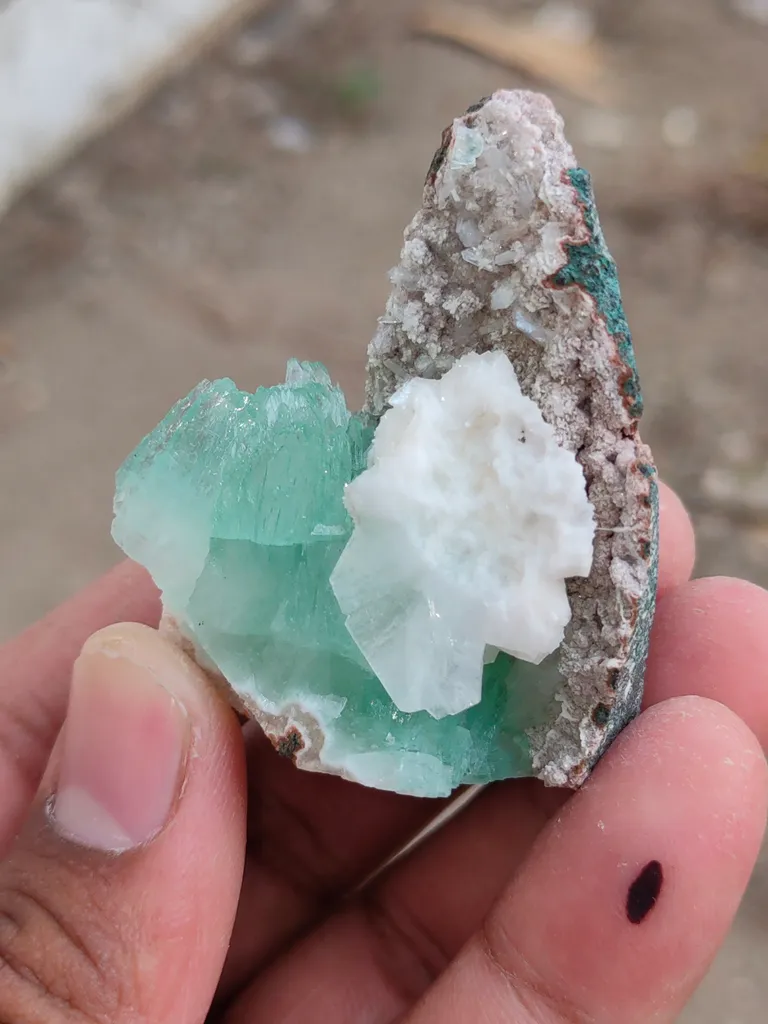 Light Green Apophyllite with Heulandite  Natural mineral specimen - image 7