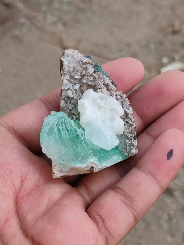 Light Green Apophyllite with Heulandite  Natural mineral specimen - image 8