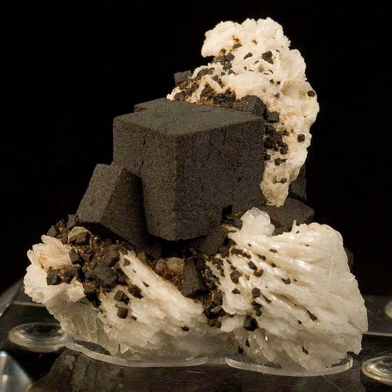Limonite Ps. After Pyrite image