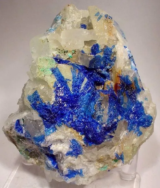 Linarite, Baryte, Fluorite image