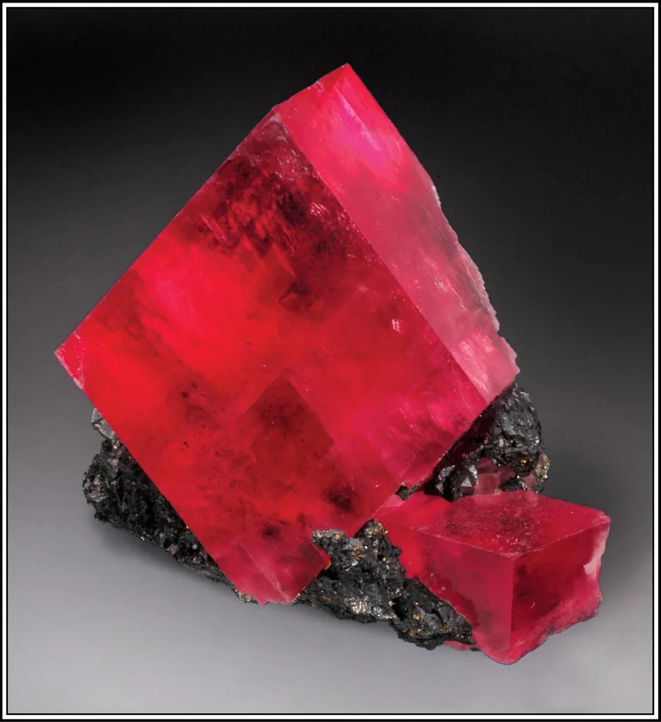 Linarite, Brochantite and Anglesite image