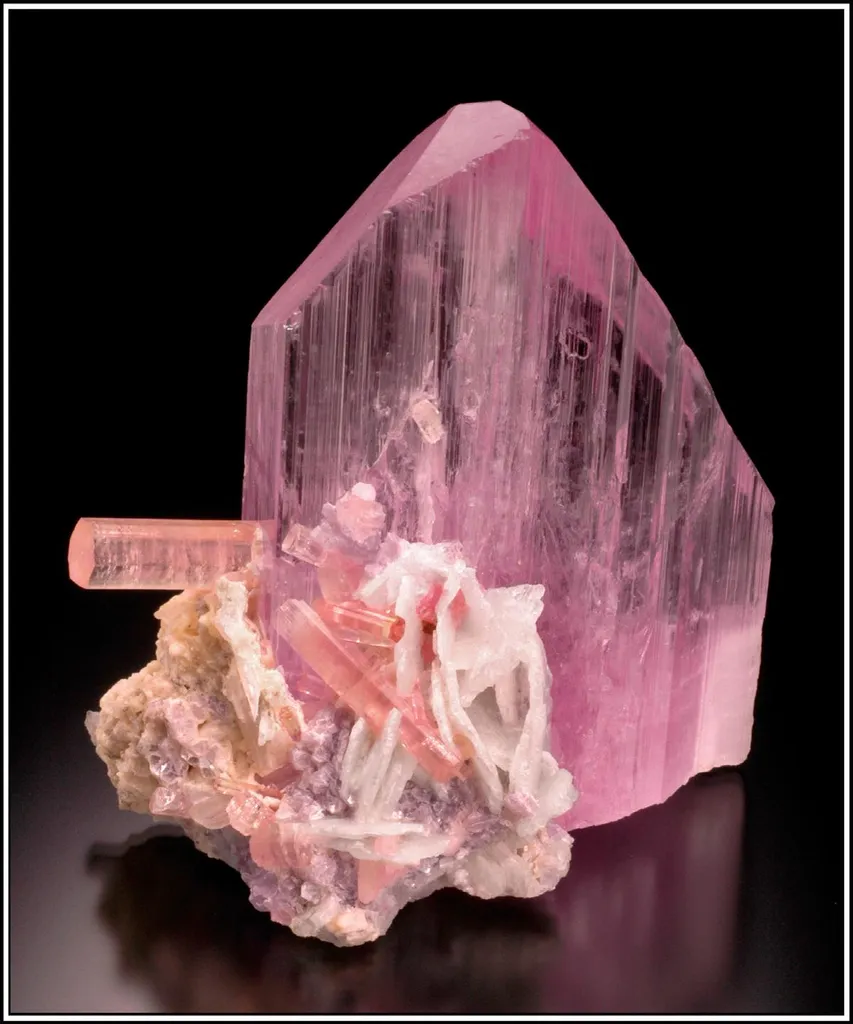 Linarite, Brochantite and Anglesite image
