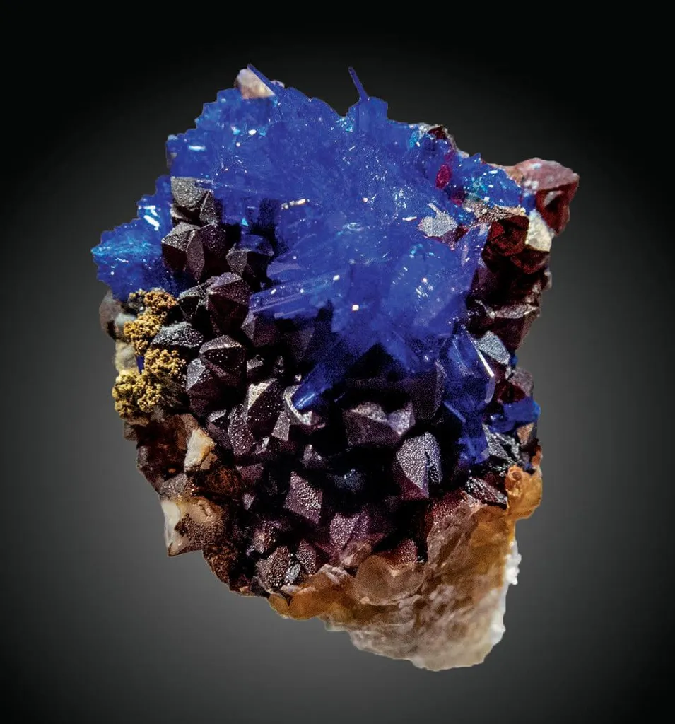 Linarite on Quartz image