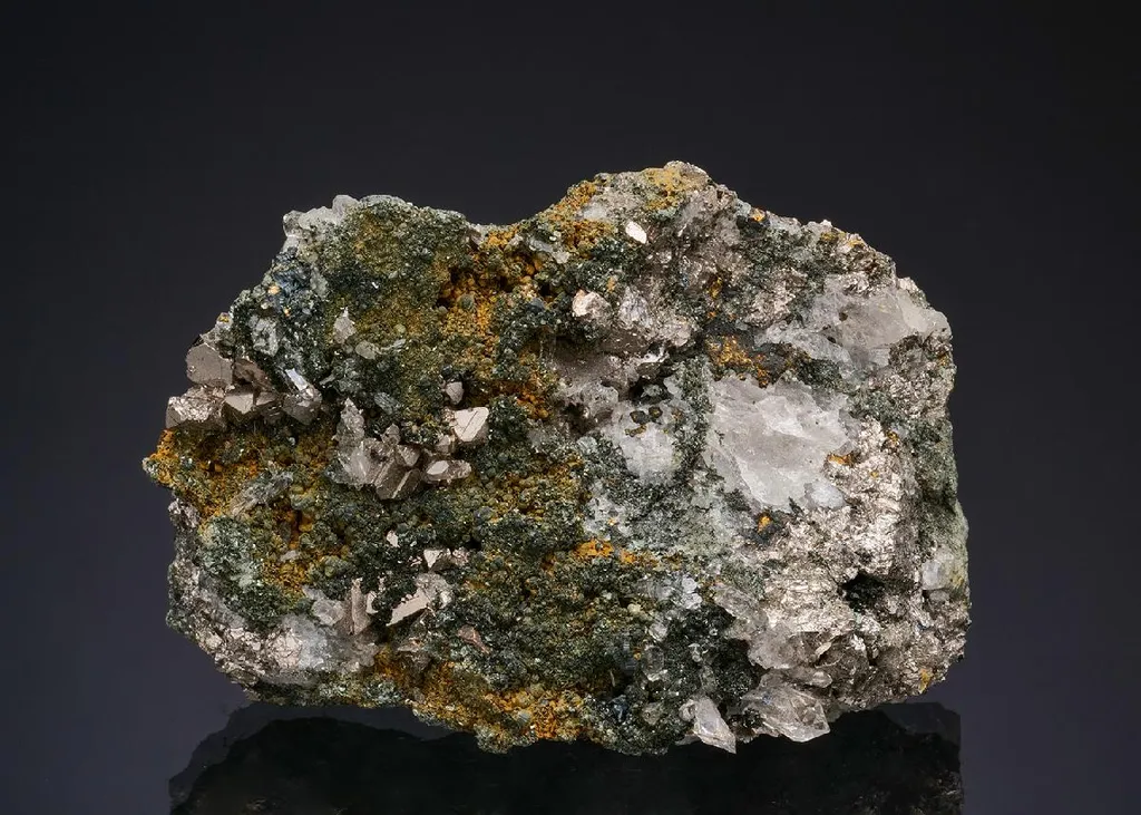 Linnaeite with Chalcopyrite image