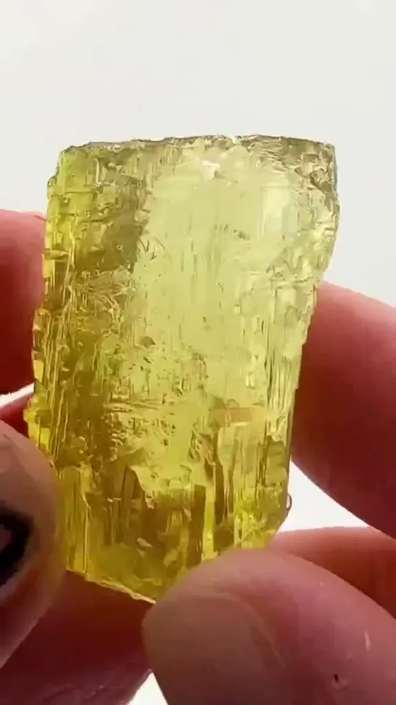 Liquid Gold in crystal form - image 2