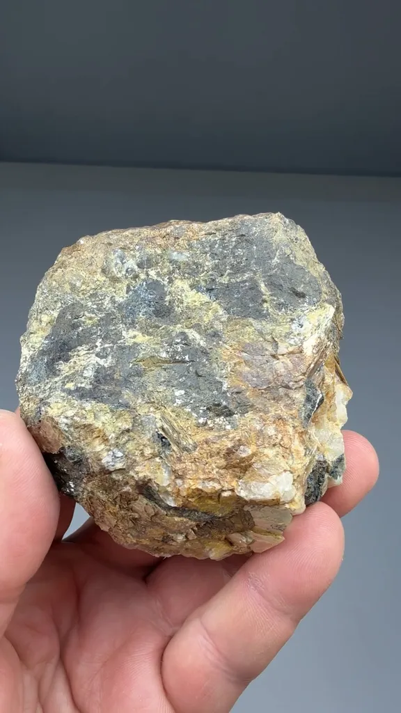 Lithiophilite - image 2