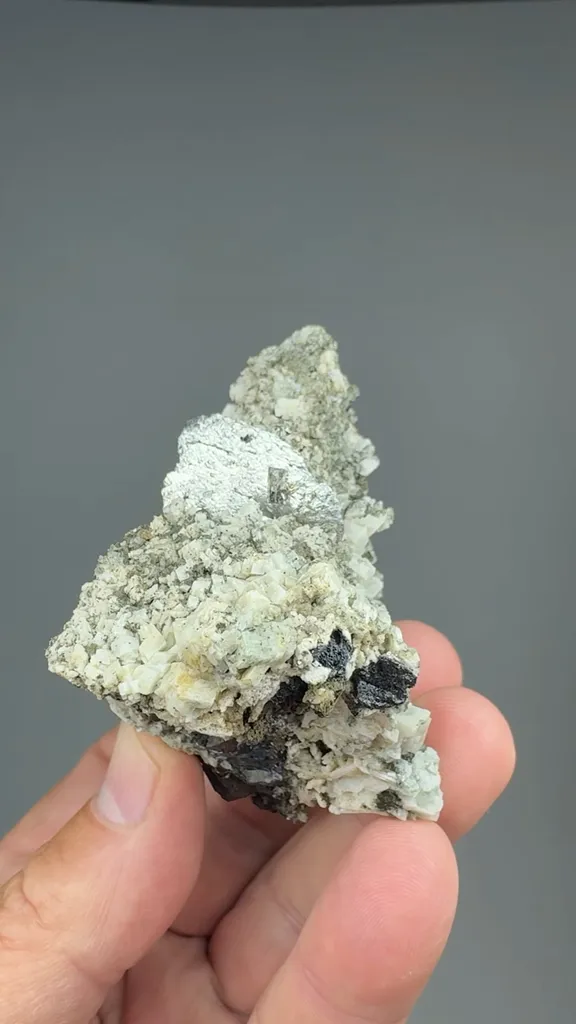 Lollingite - image 2