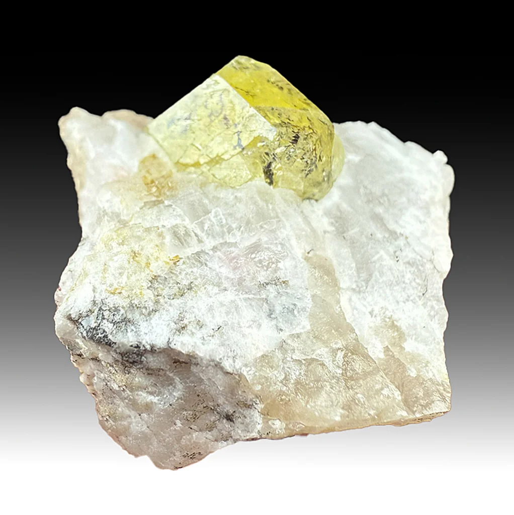 Londonite from Antsahanana quarry image