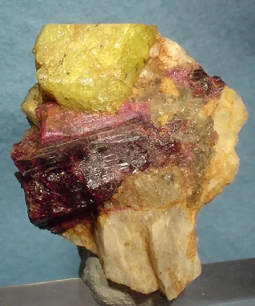 Londonite, Liddicoatite, Microcline image