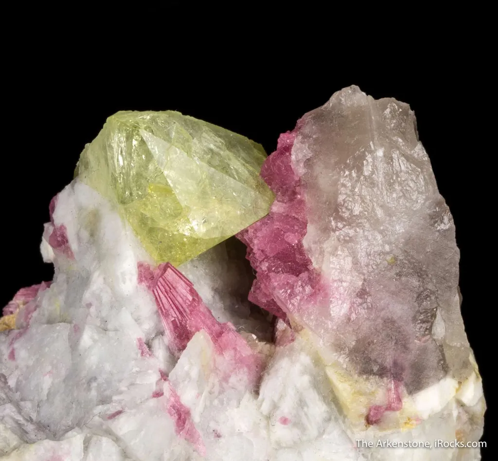 Londonite with Liddicoatite image