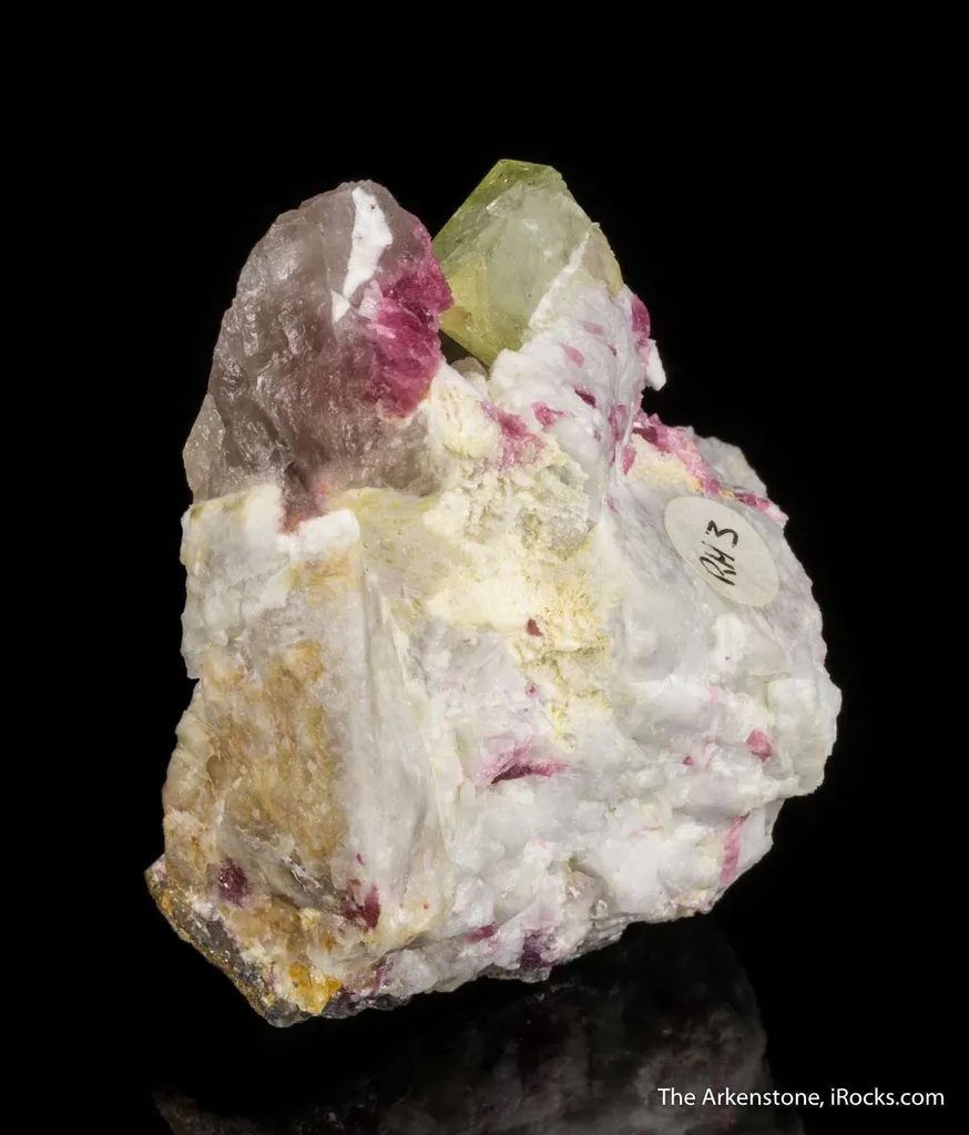 Londonite with Liddicoatite - image 5