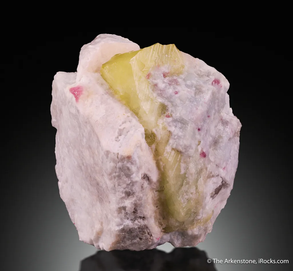 Londonite/Rhodizite with Liddicoatite - image 4