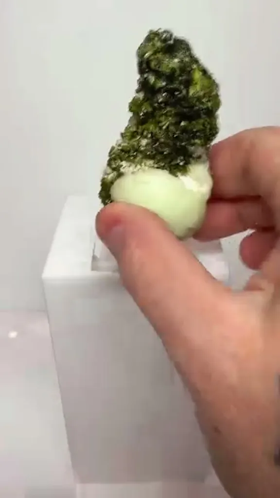 Look at this specimen Epidote/Prehnite \rLocality: Midelt Province, Morocco image
