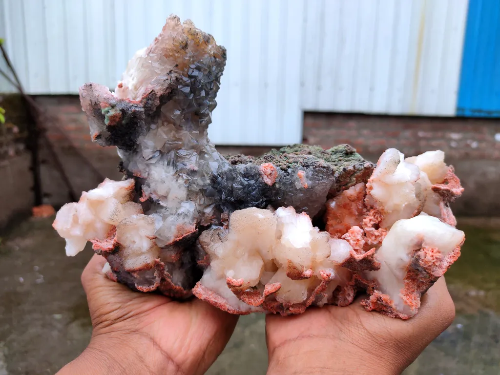 Look like Duck. Black Calcite with Orange Stilbite and Scolecite. Natural mineral Specimen - image 3