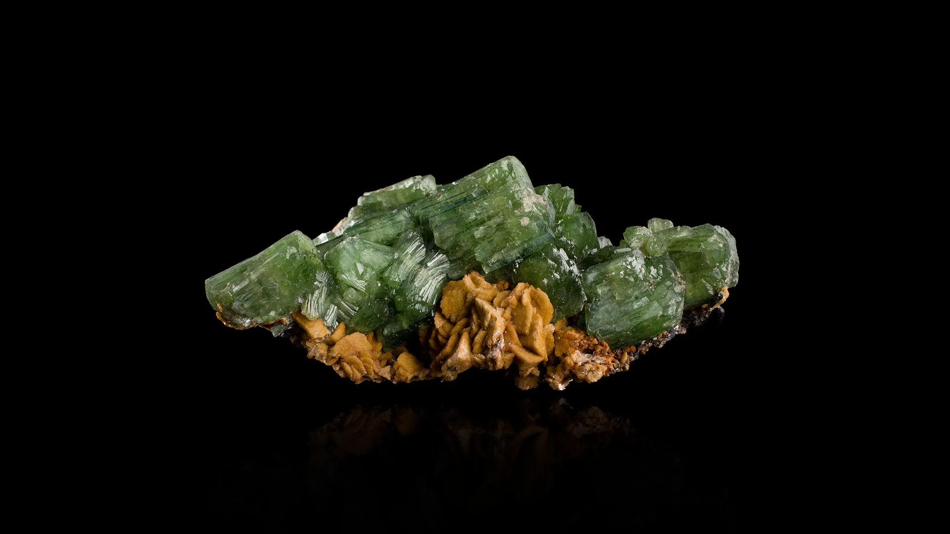 Ludlamite - image 1
