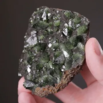 Ludlamite