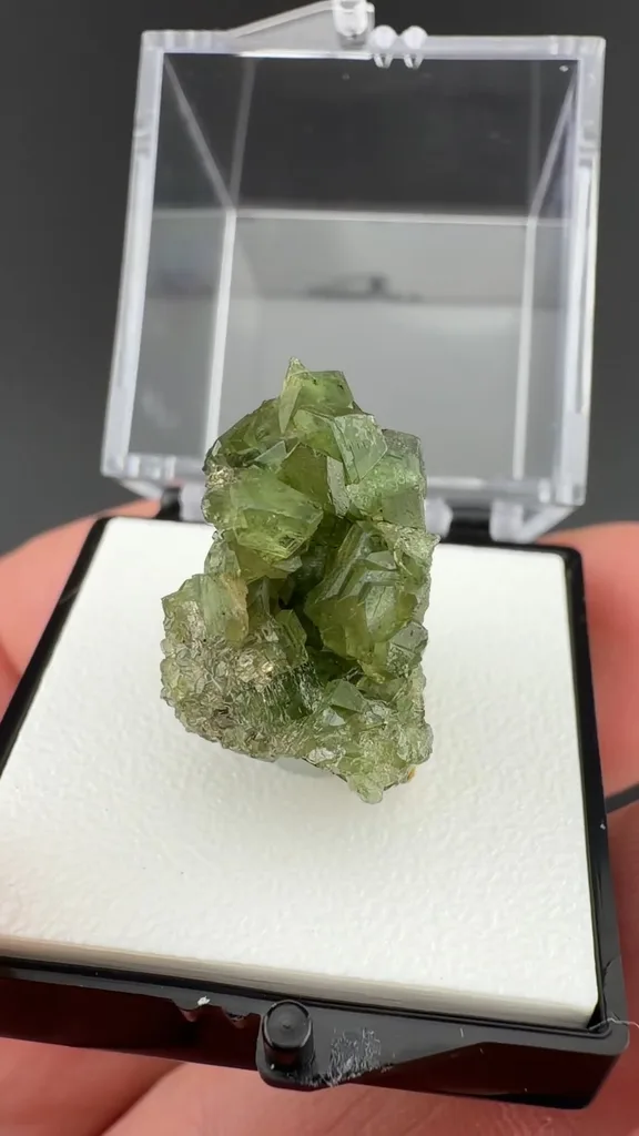 Ludlamite from Blackbird Mine, Idaho, USA - image 2