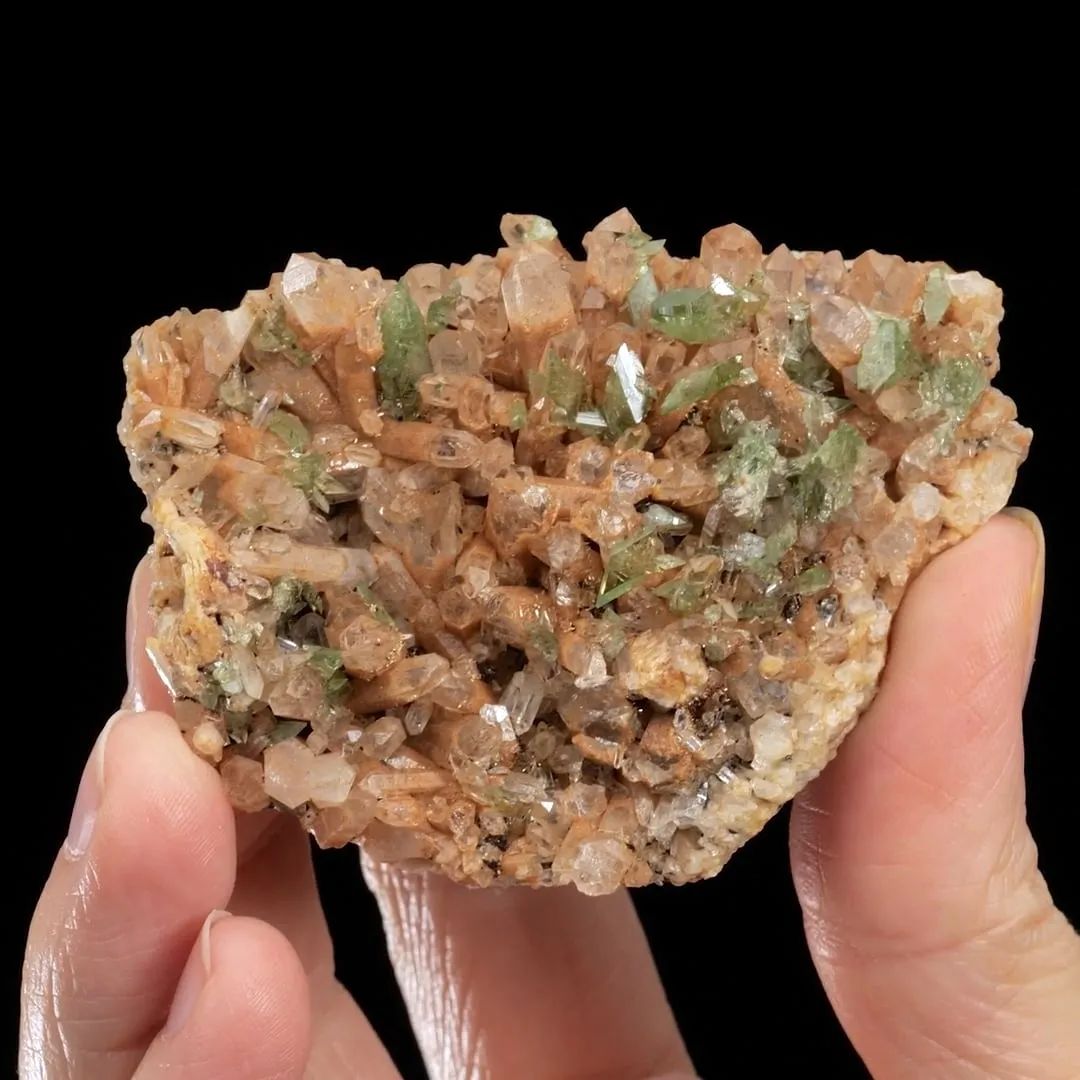 Ludlamite on Quartz - image 2