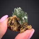 Ludlamite on Siderite - image 2