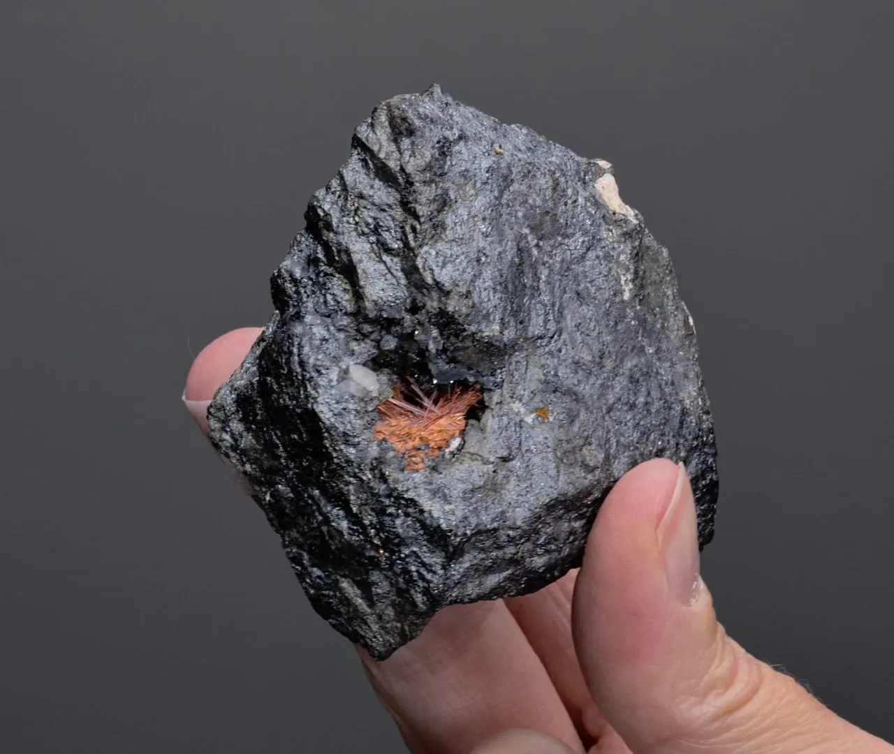 Ludlockite - image 2