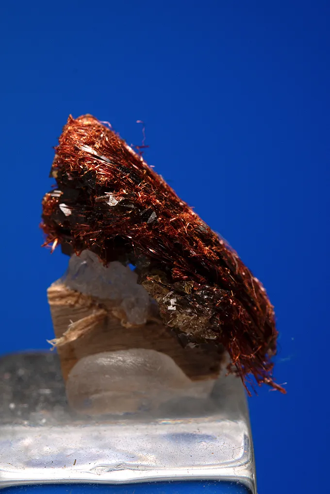 Ludlockite - image 4