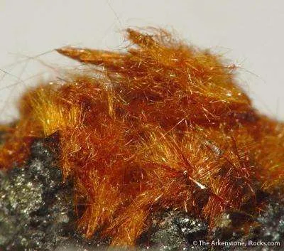 Ludlockite - image 3