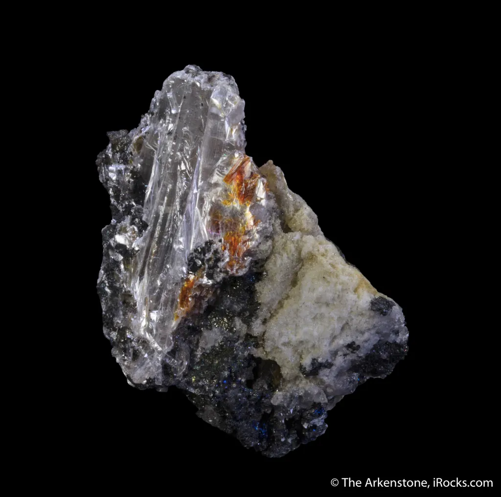 Ludlockite (TL) in Leitite (TL) - image 3