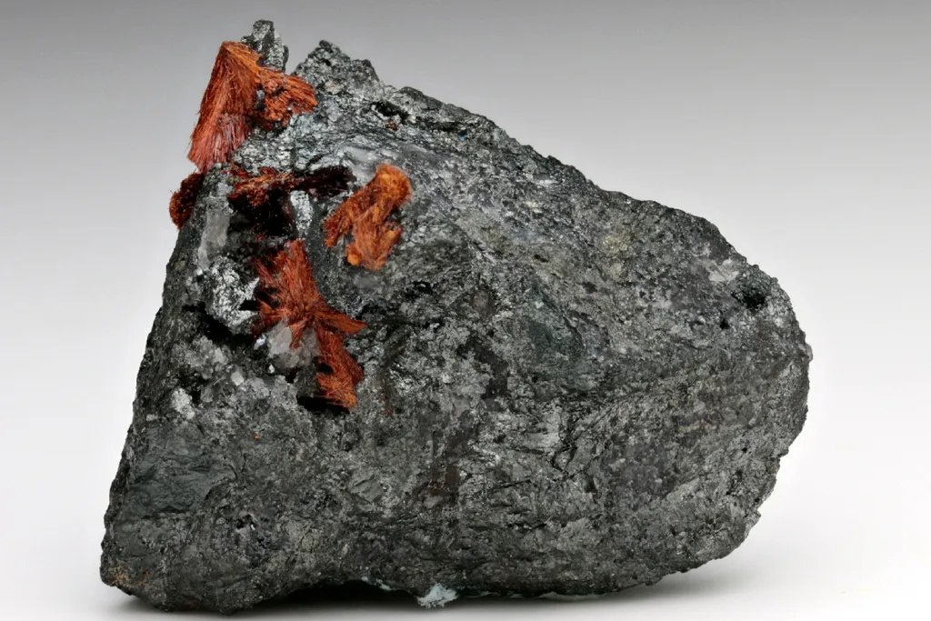 Ludlockite with Tennantite and Quartz image