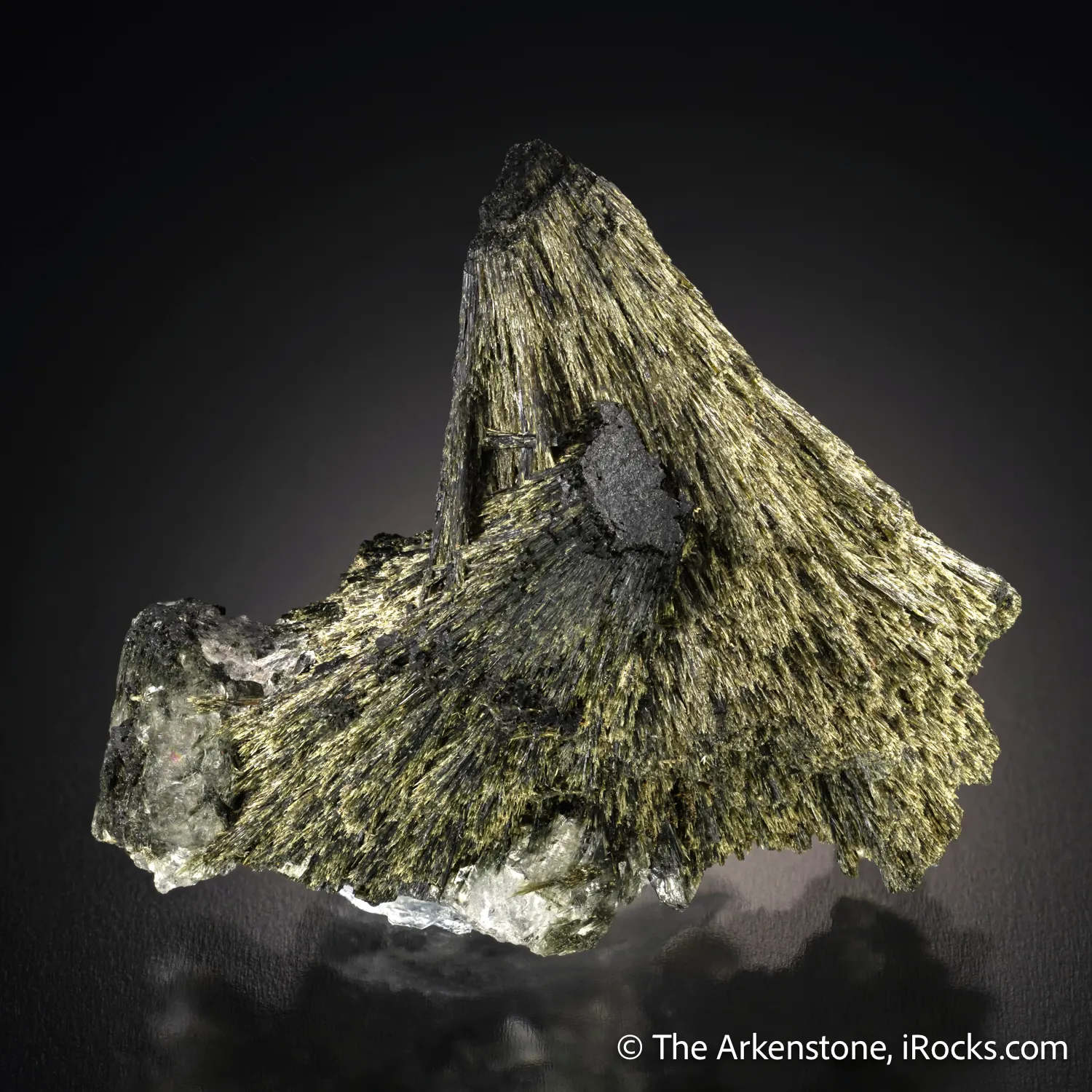 Luinaite-(OH) (rare Tourmaline) - image 1