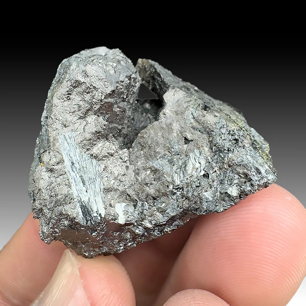 Luzonite with Enargite image