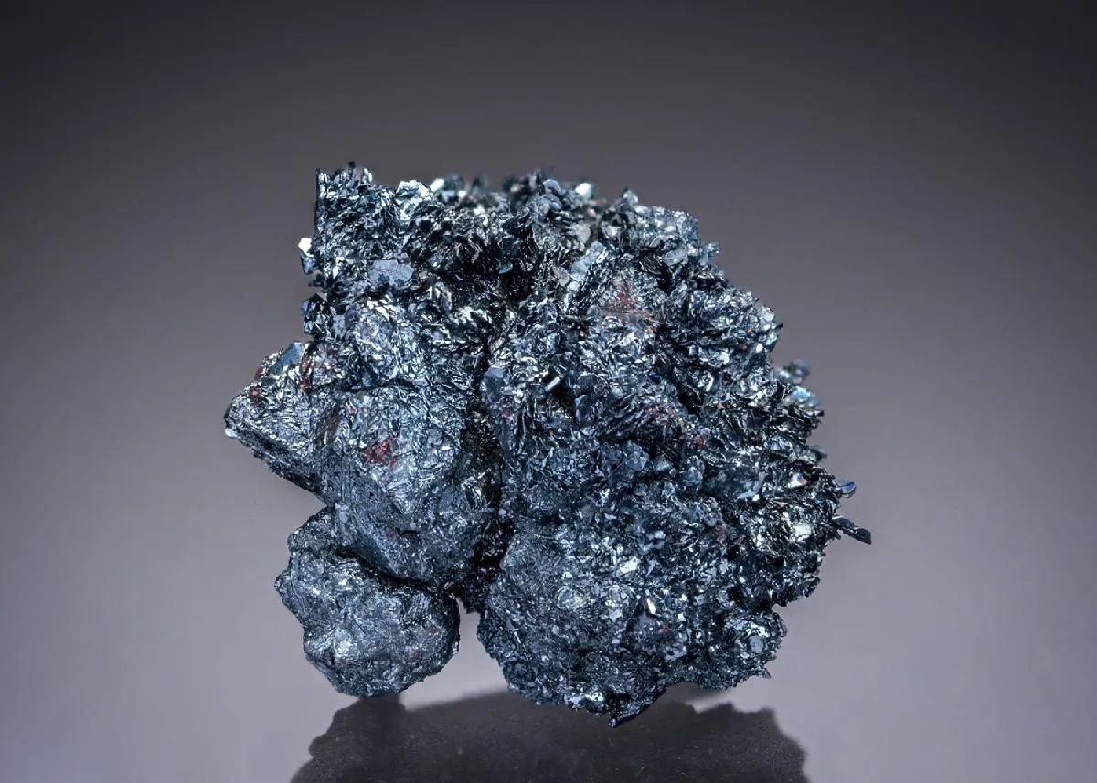 MAGNESIOFERRITE with Hematite - image 1