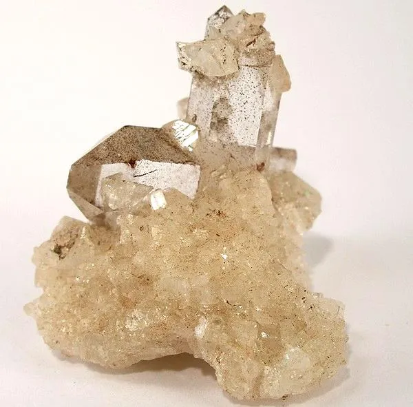Magnesite, Quartz image
