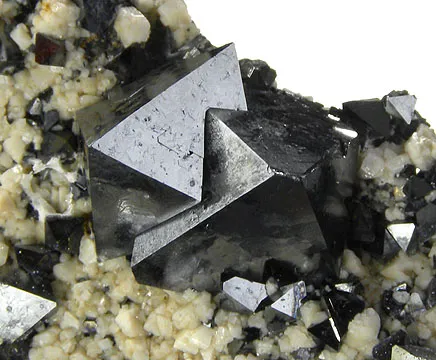 Magnetite - image 3